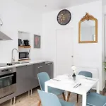 Bel Appartement Parisien
